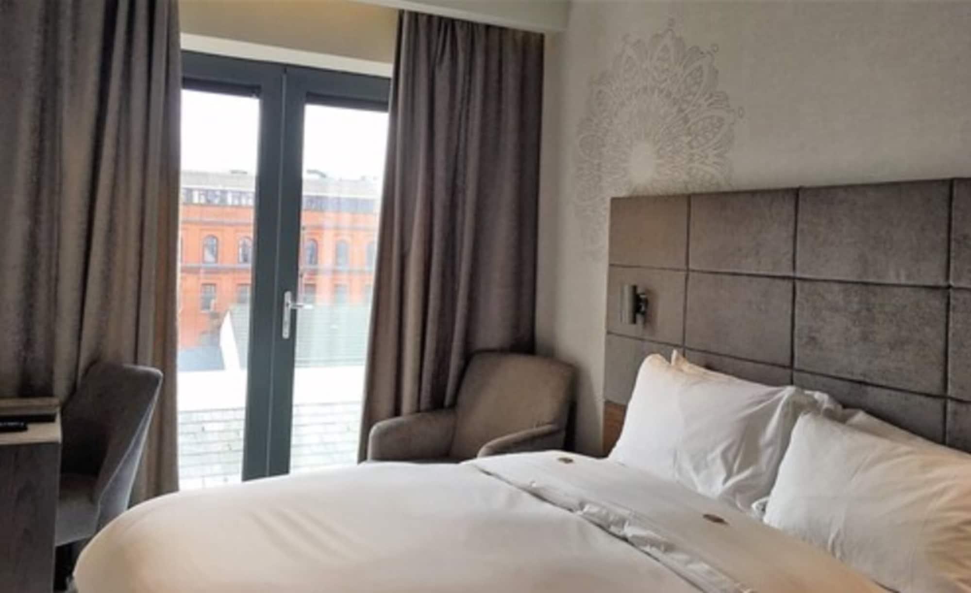 Ten Square Hotel Belfast Exterior foto
