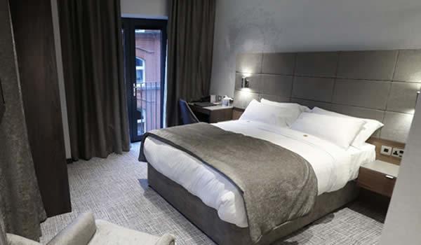 Ten Square Hotel Belfast Exterior foto