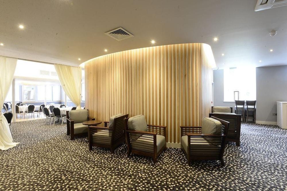 Ten Square Hotel Belfast Exterior foto